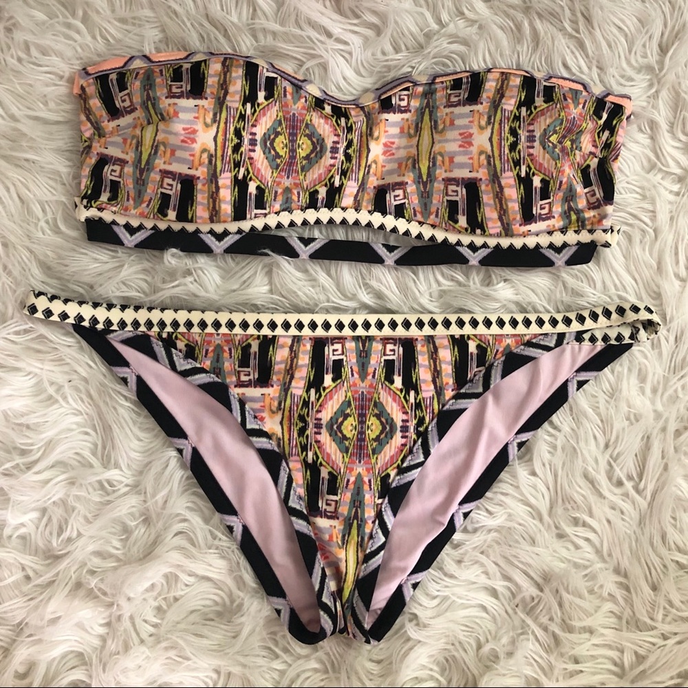 VS Bikini